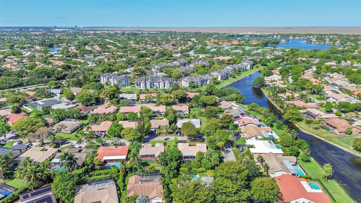 935 NW 110th Lane