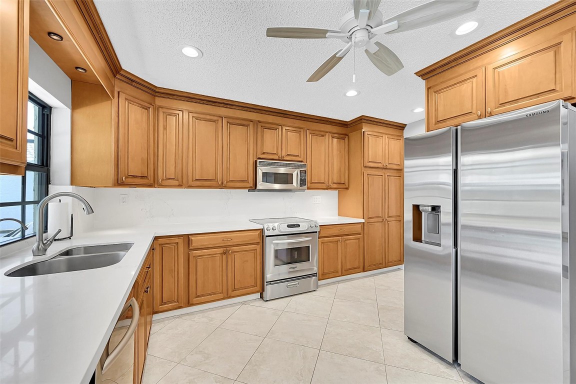 935 NW 110th Lane