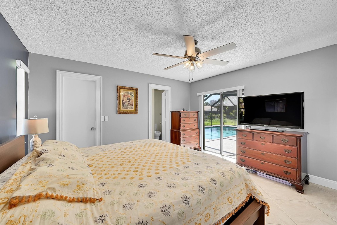 935 NW 110th Lane