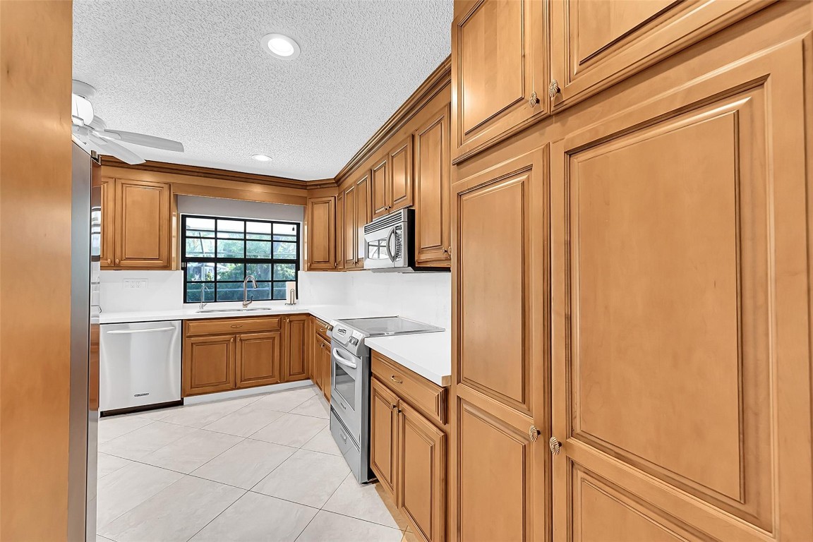 935 NW 110th Lane