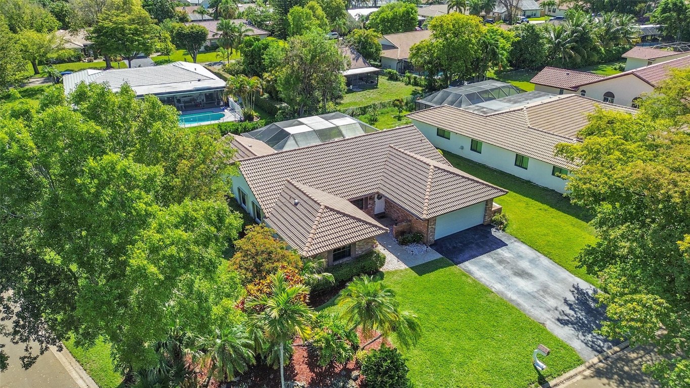 935 NW 110th Lane