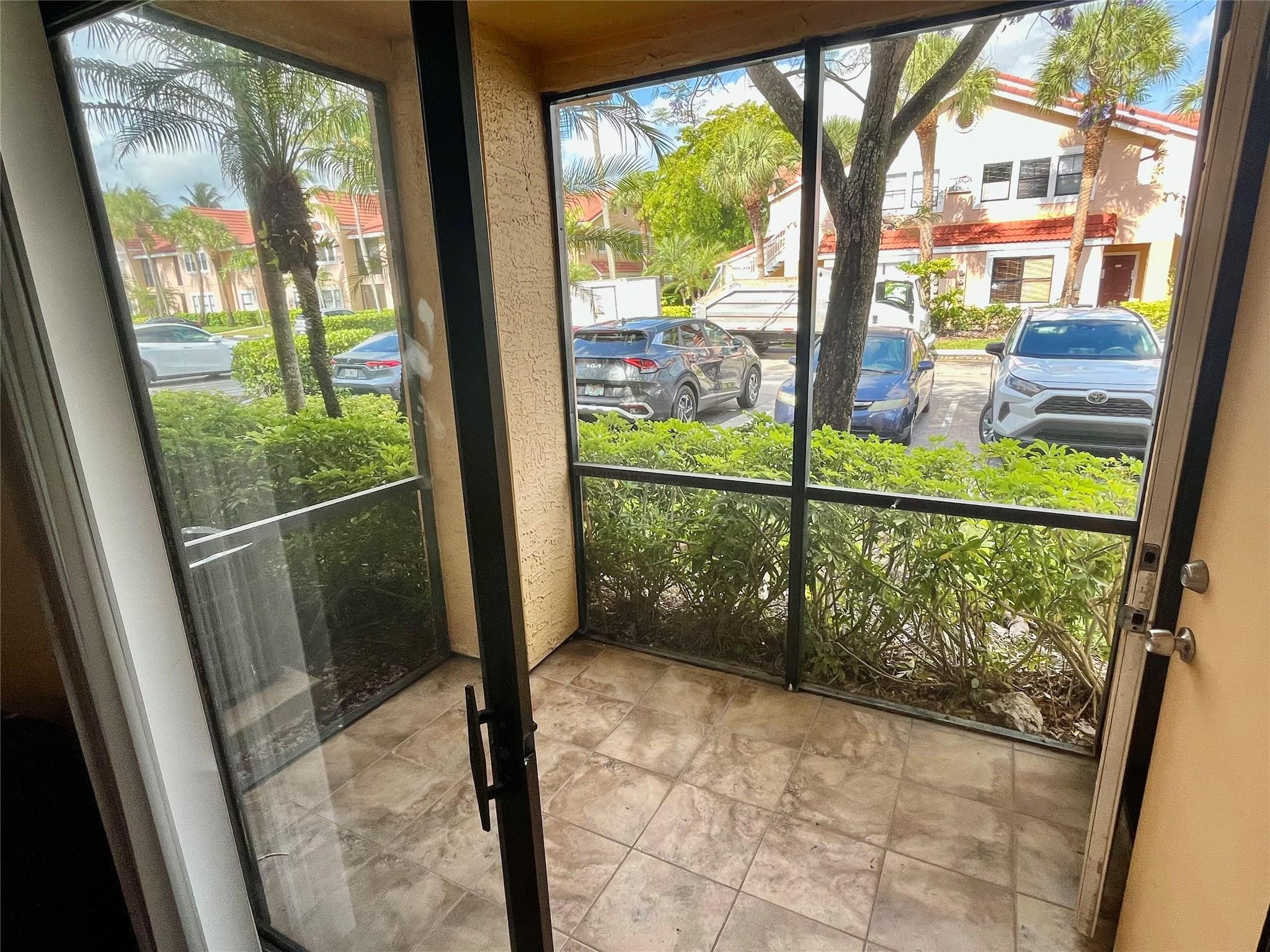 10441 SW 155th Ct 913