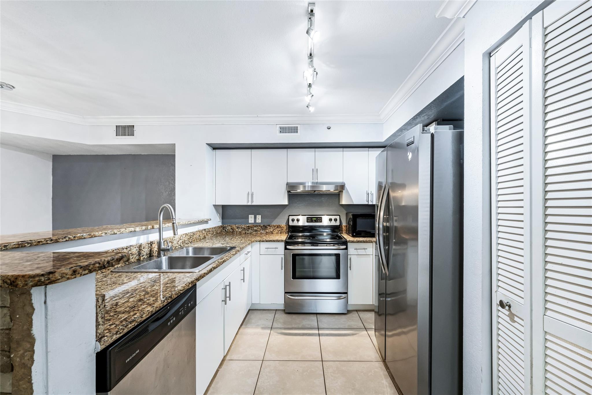 4856 N State Road 7 104