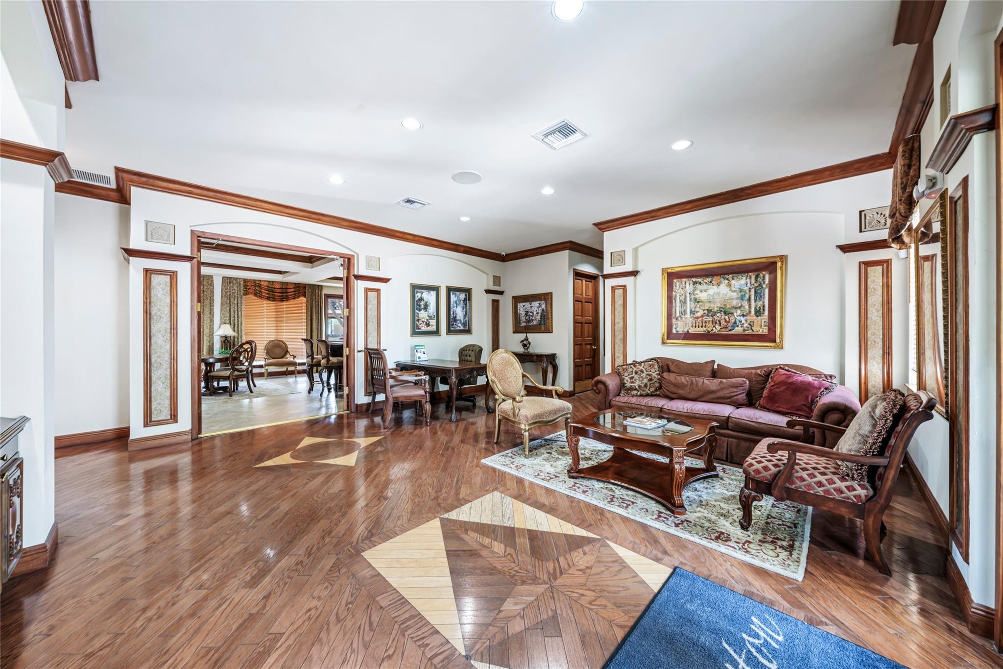 4856 N State Road 7 104