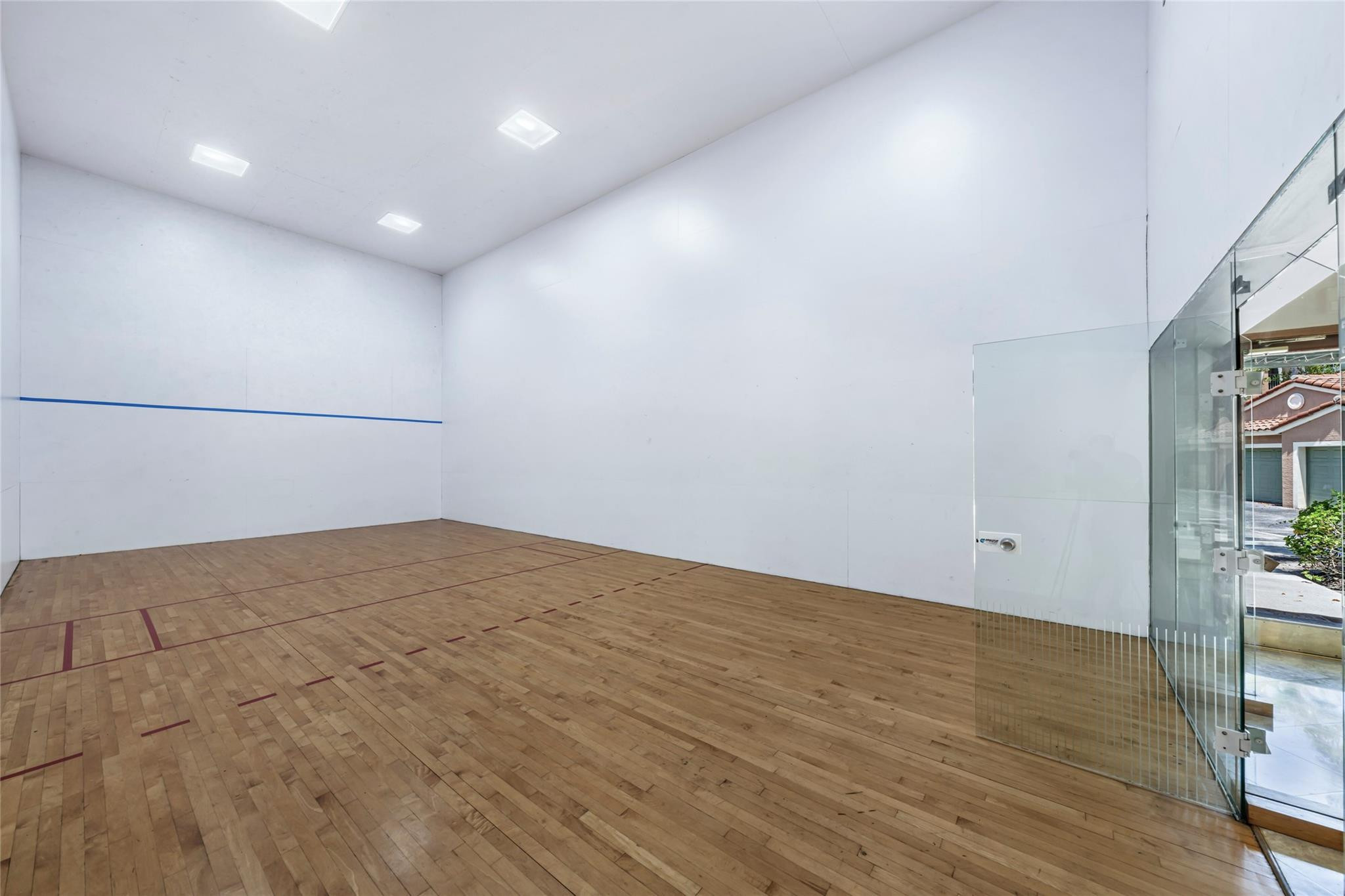 4856 N State Road 7 104