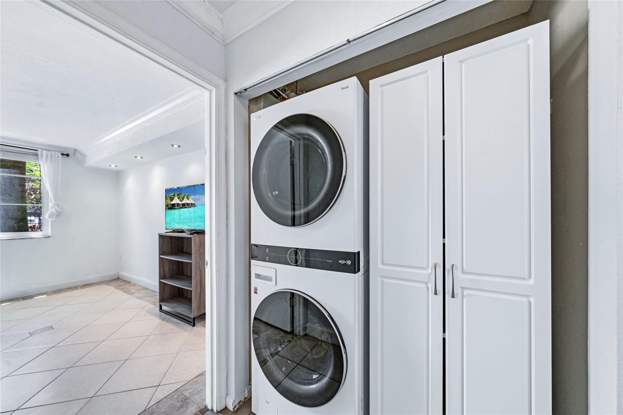 4856 N State Road 7 104