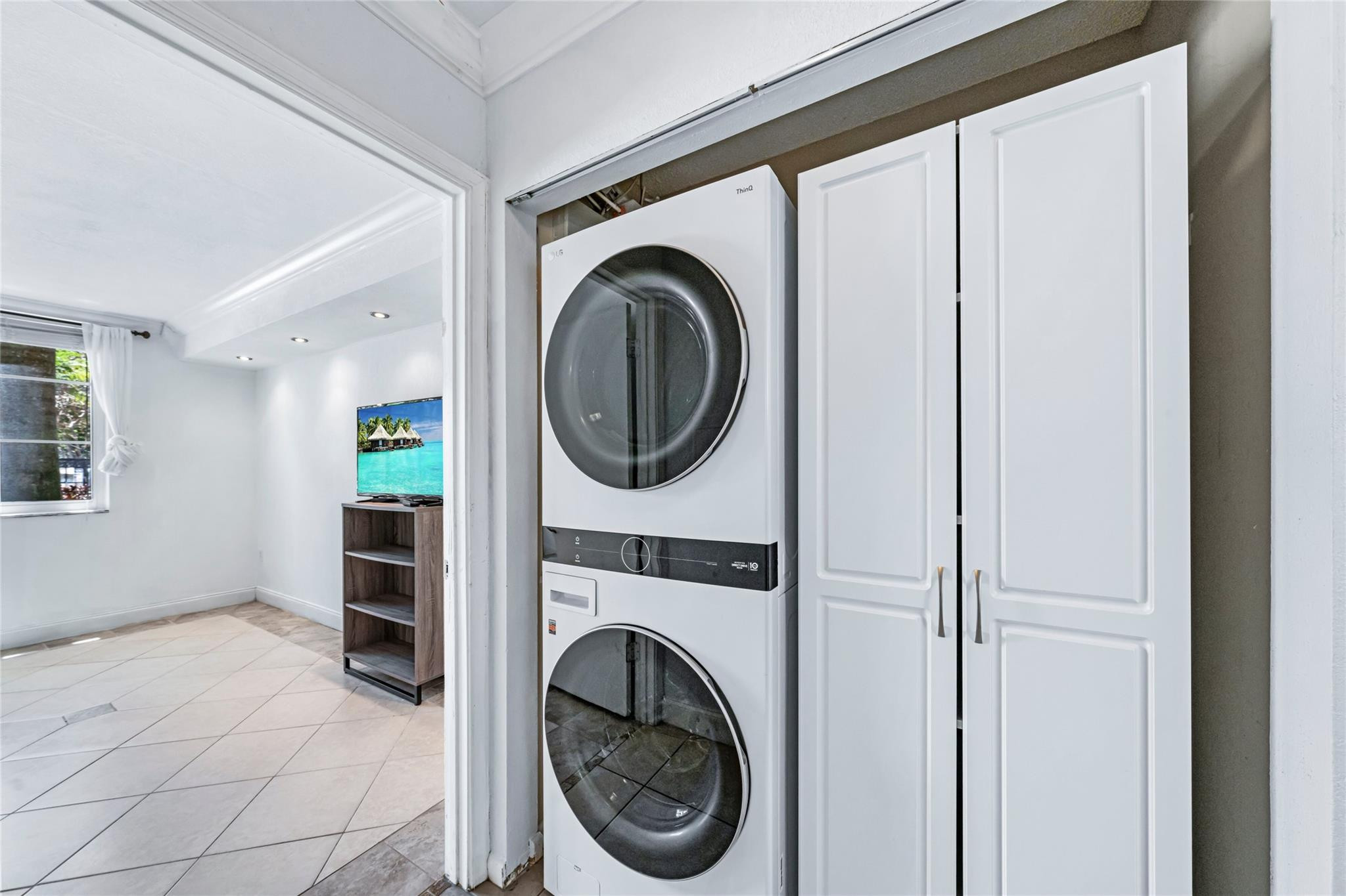 4856 N State Road 7 104