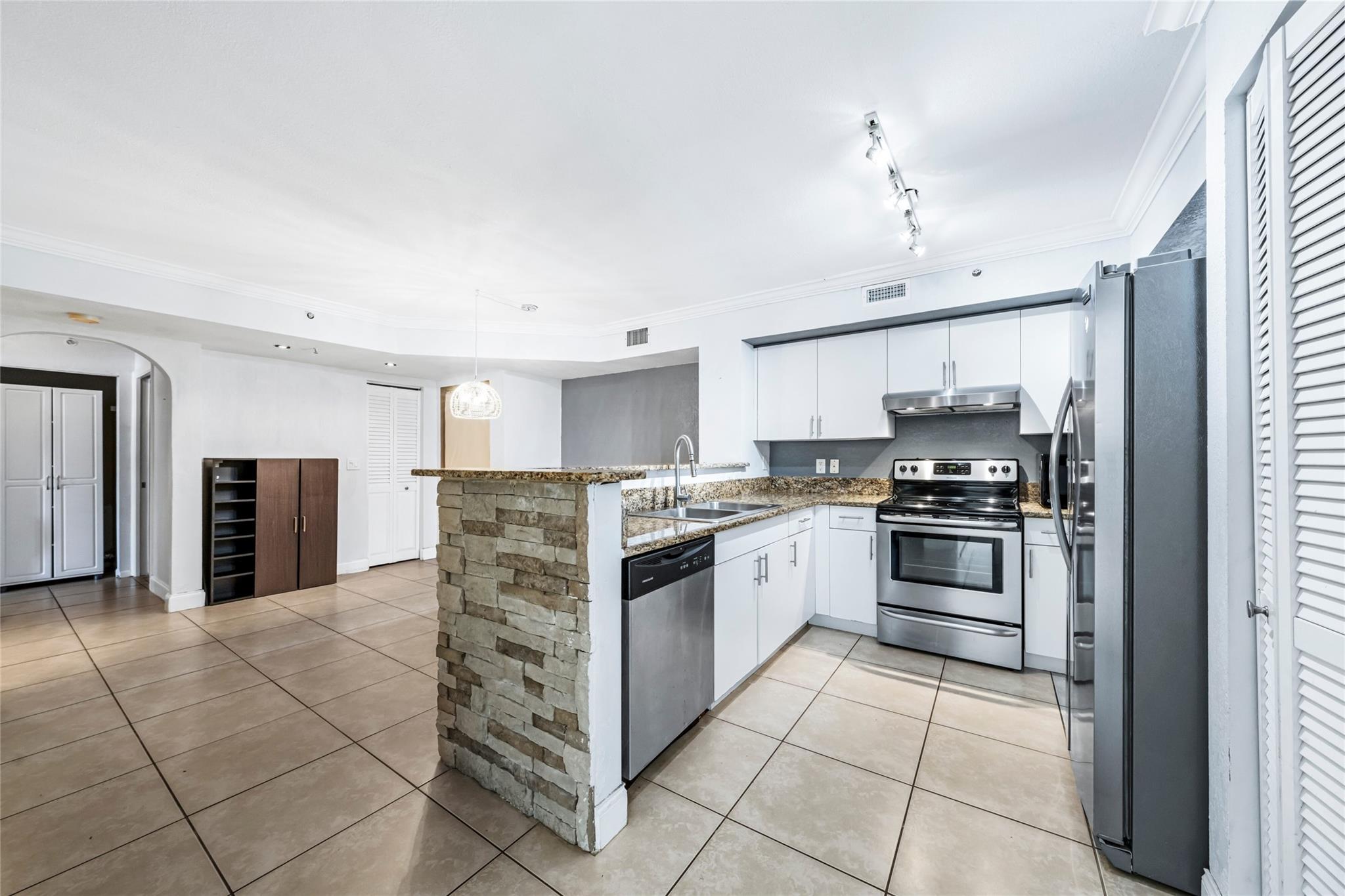 4856 N State Road 7 104