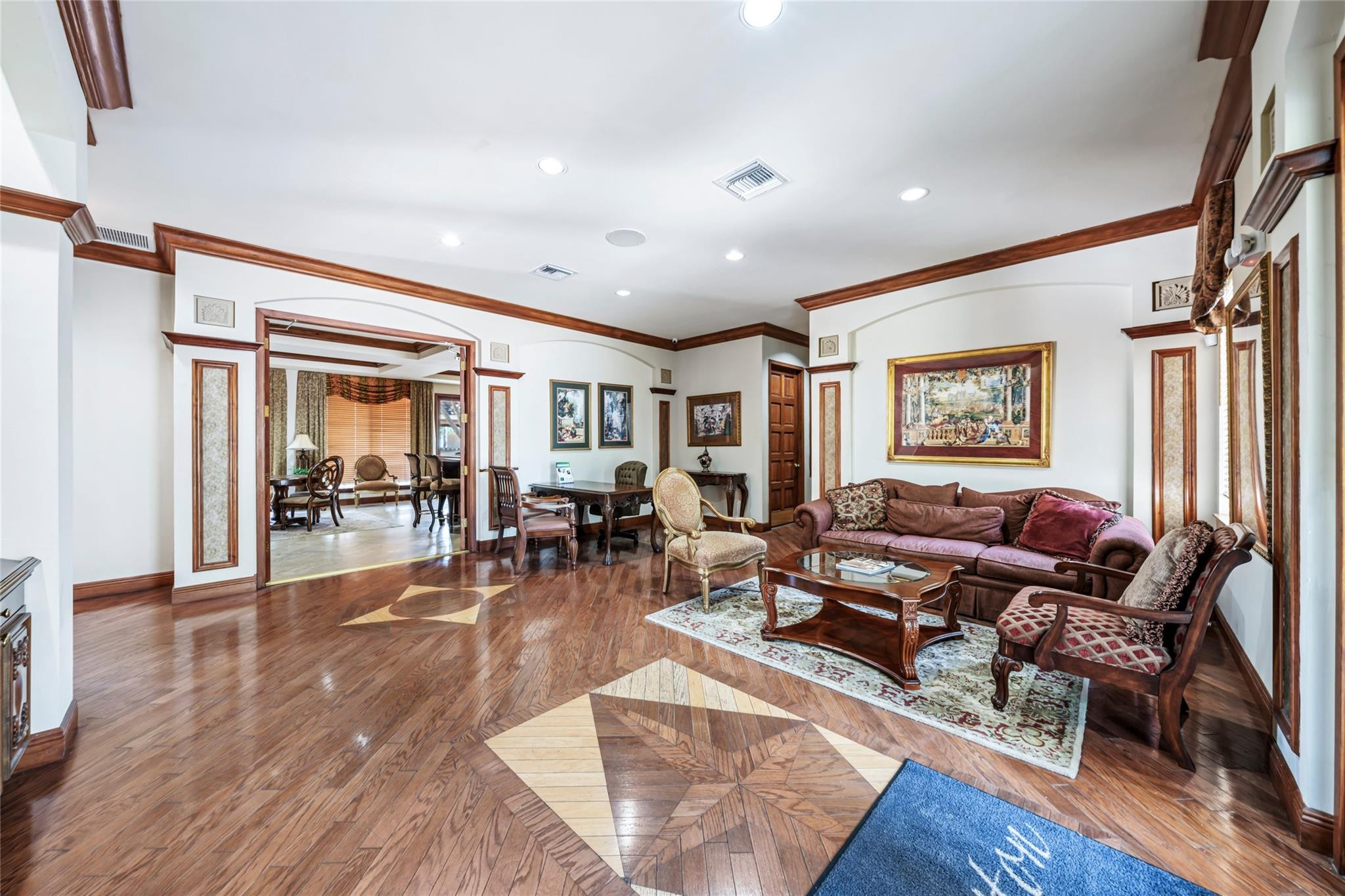 4856 N State Road 7 104