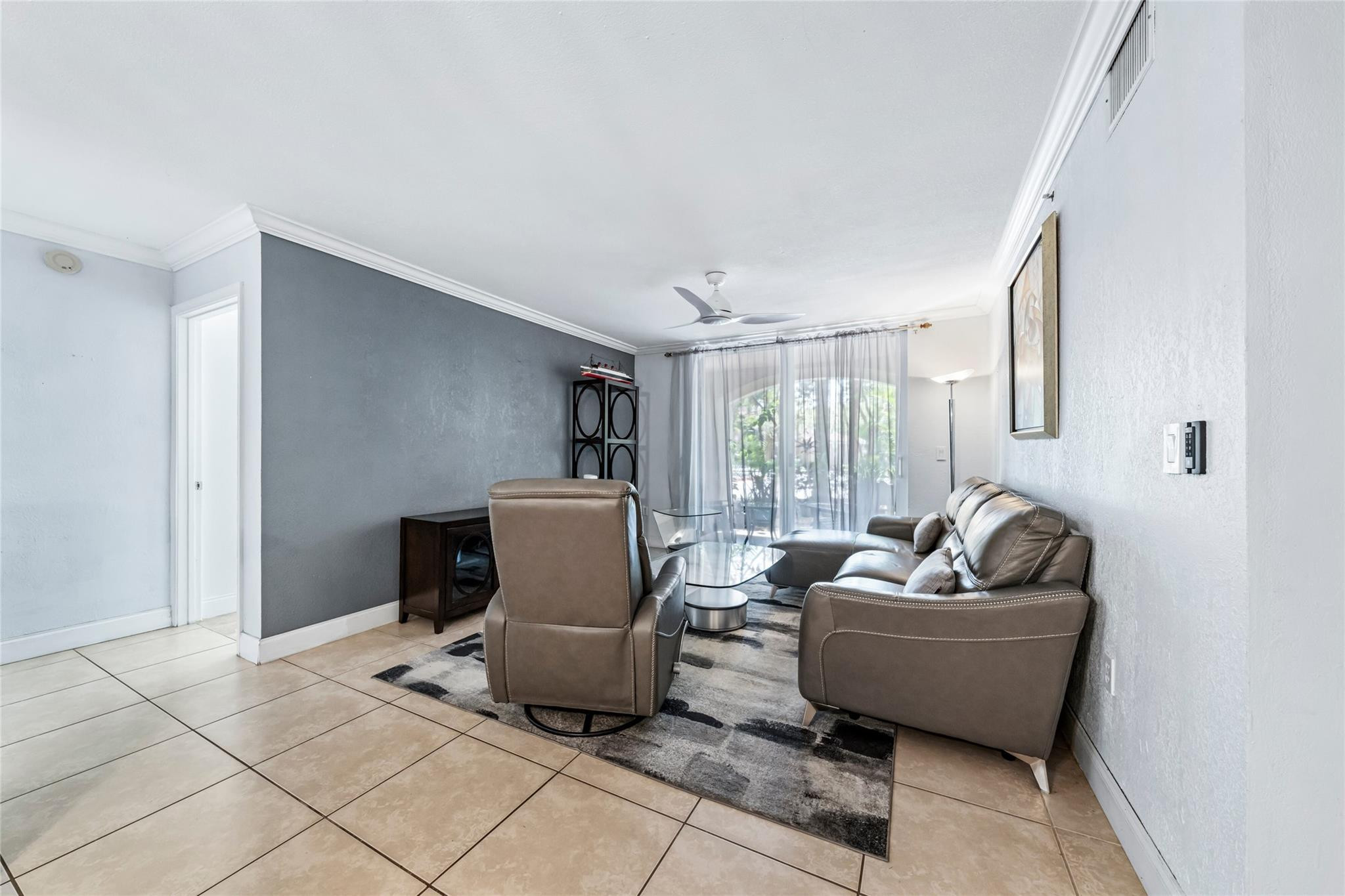 4856 N State Road 7 104