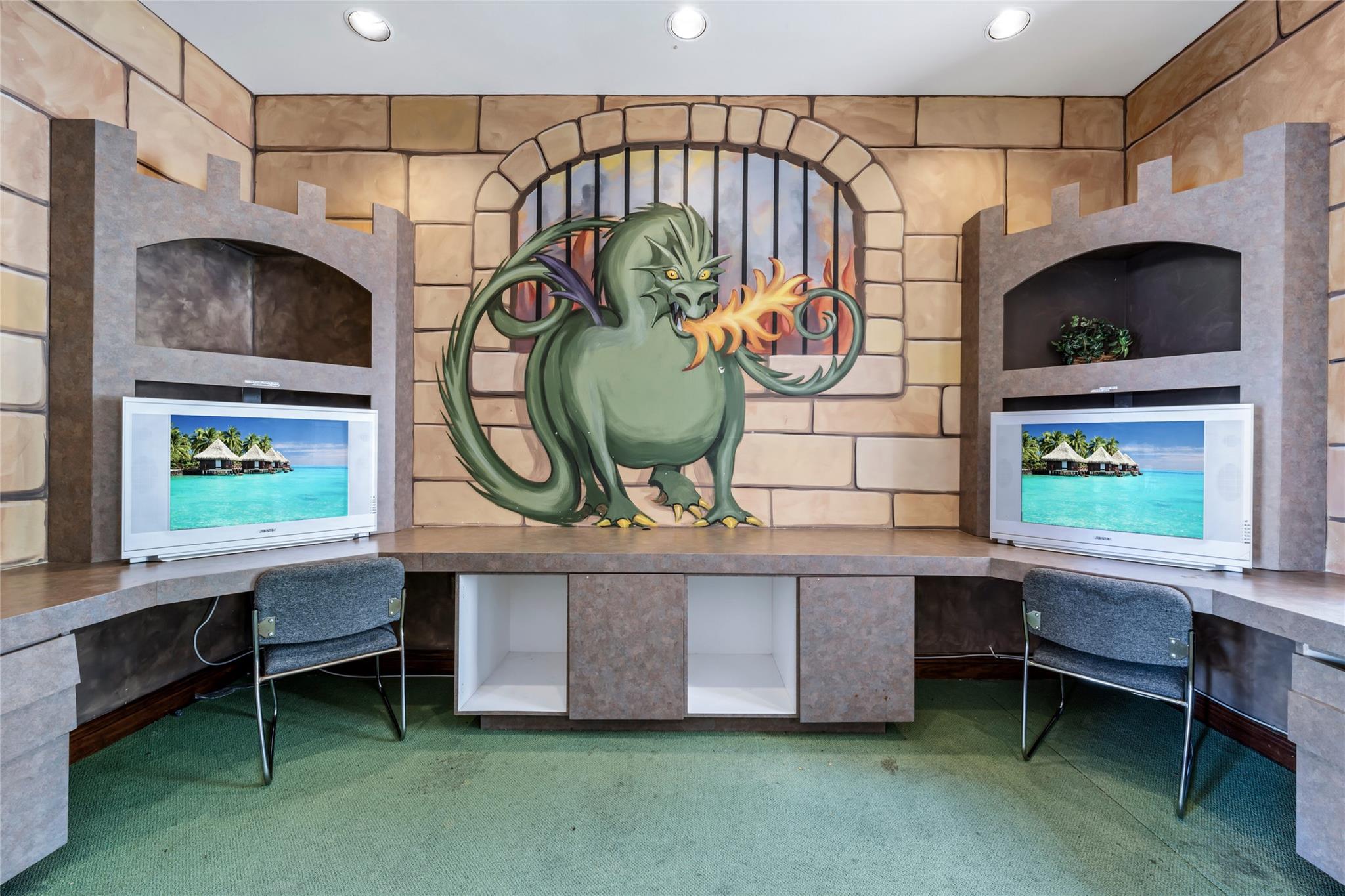 4856 N State Road 7 104