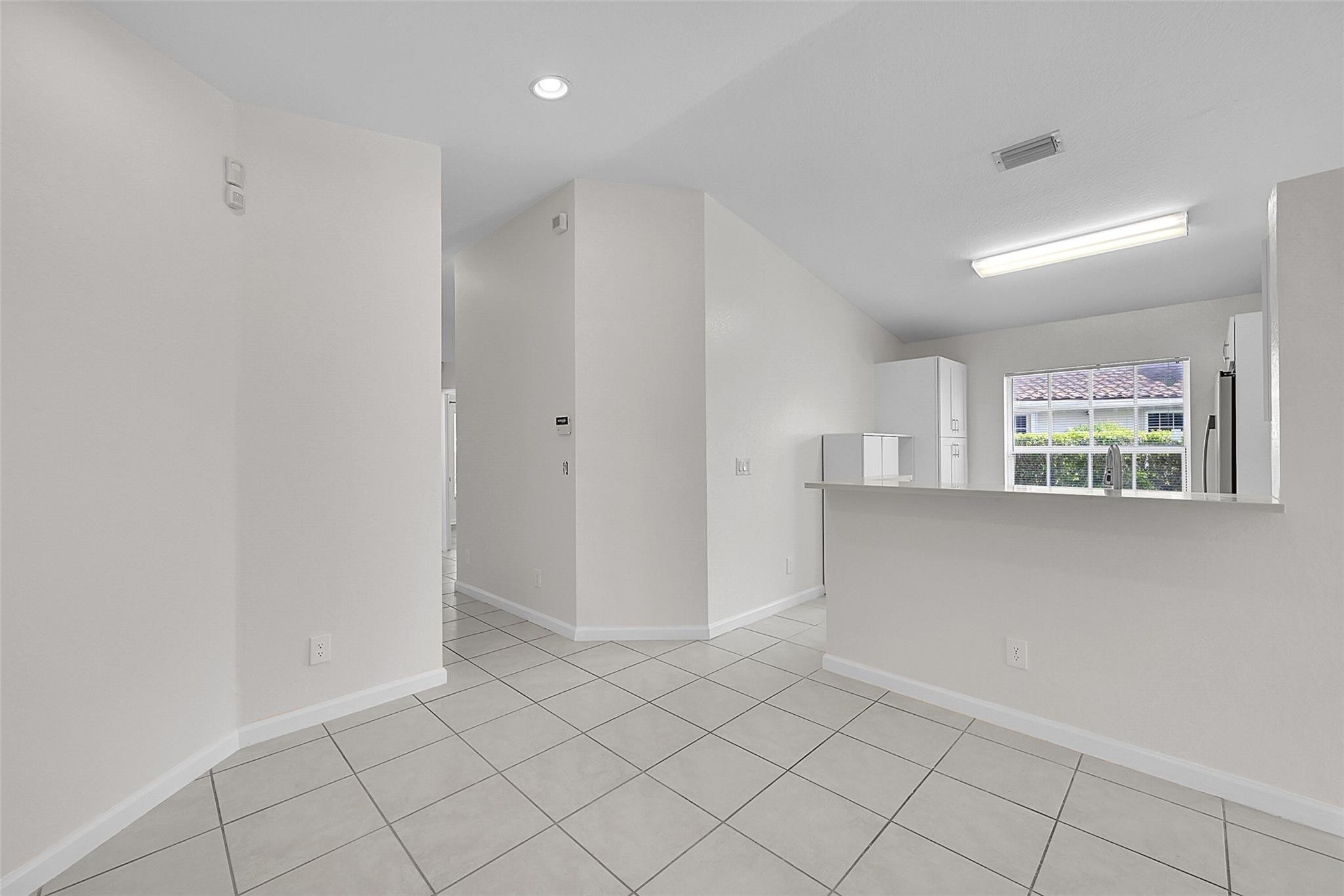 5642 NW 118th Dr