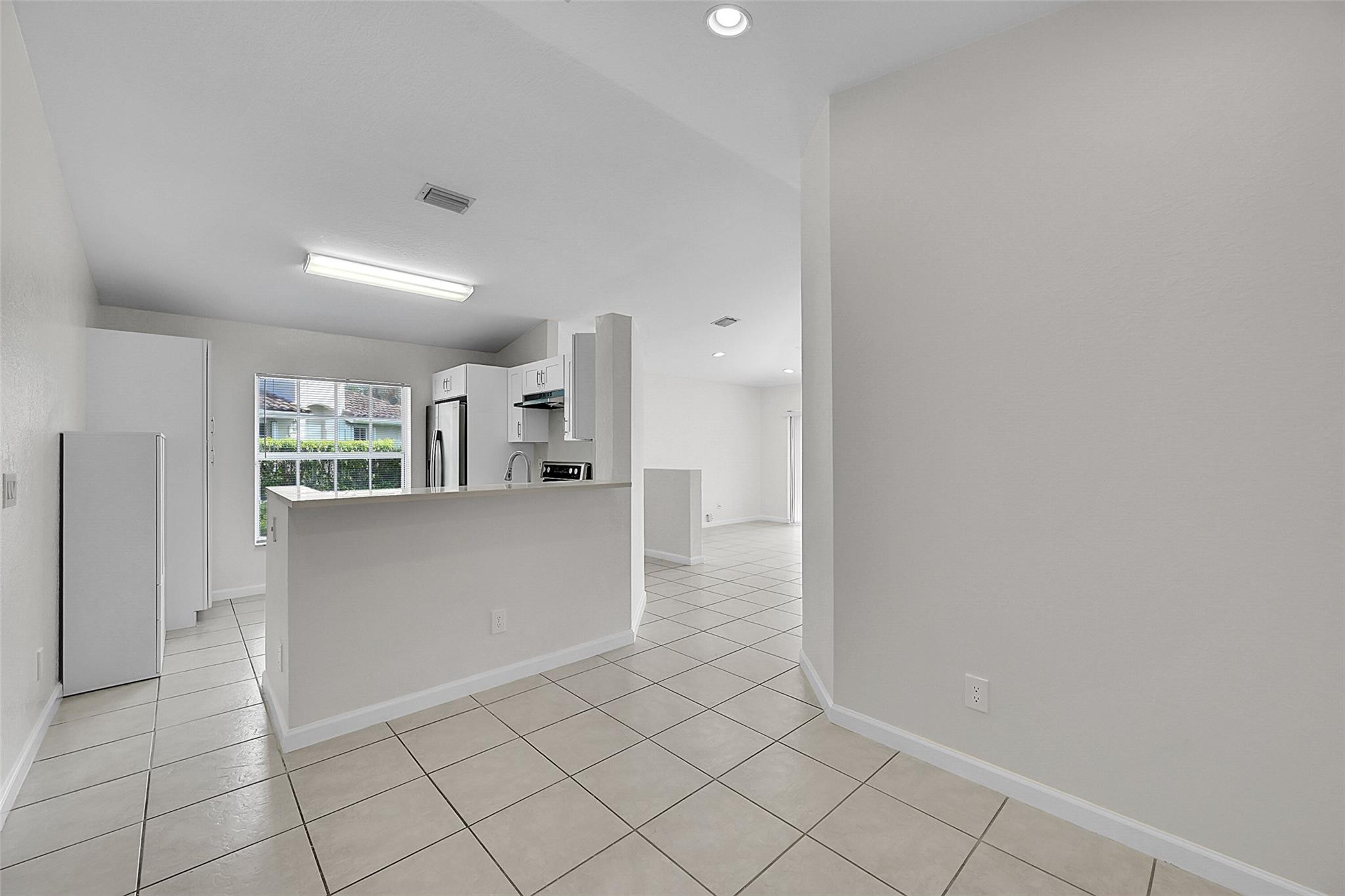 5642 NW 118th Dr