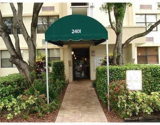 2401 Riverside Dr 106