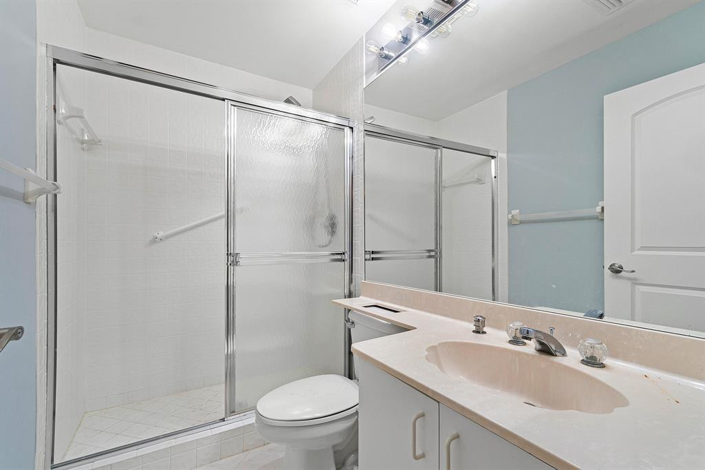 7742 Coral Lake Dr 1