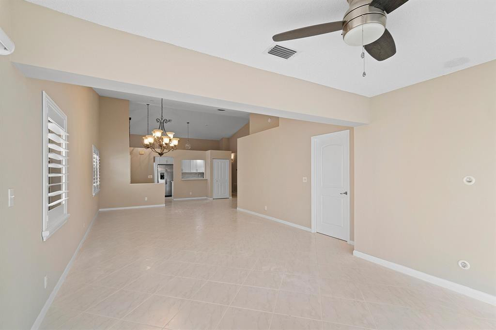 7742 Coral Lake Dr 1