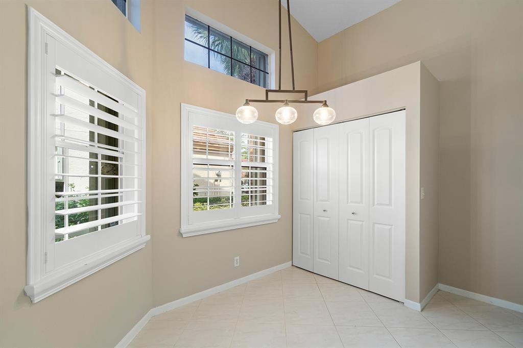 7742 Coral Lake Dr 1