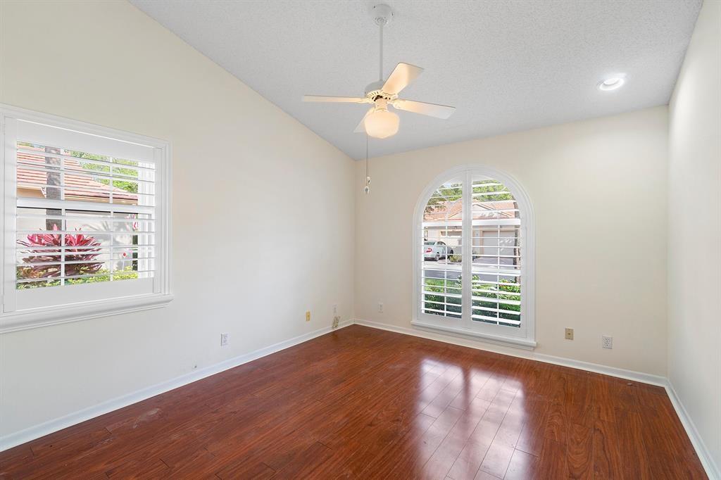 7742 Coral Lake Dr 1