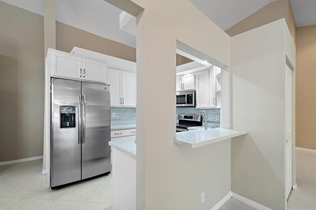 7742 Coral Lake Dr 1