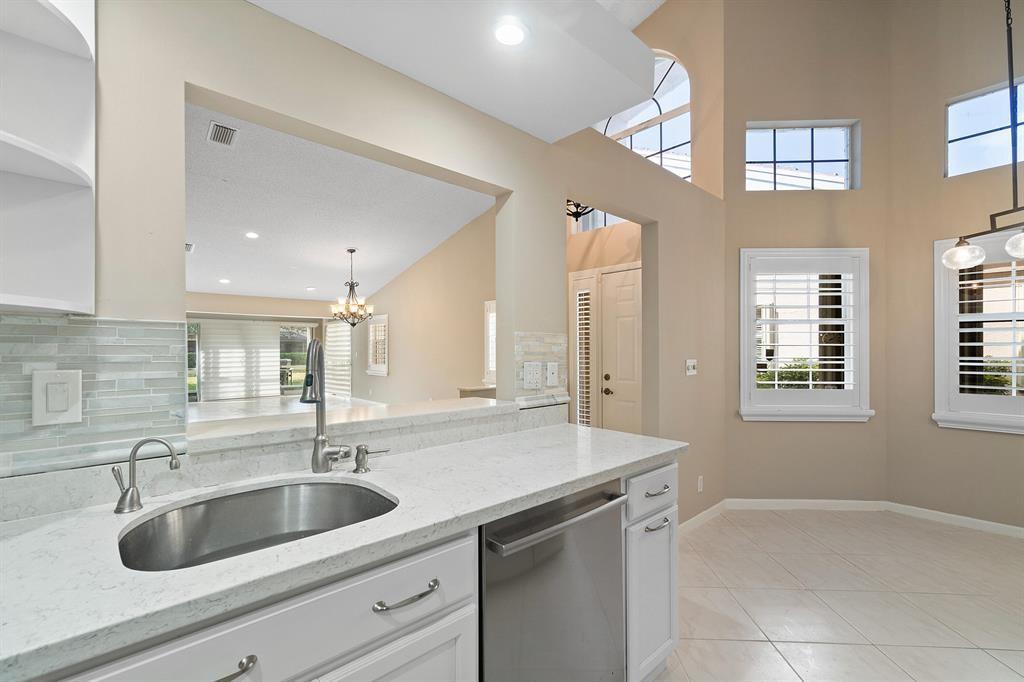 7742 Coral Lake Dr 1