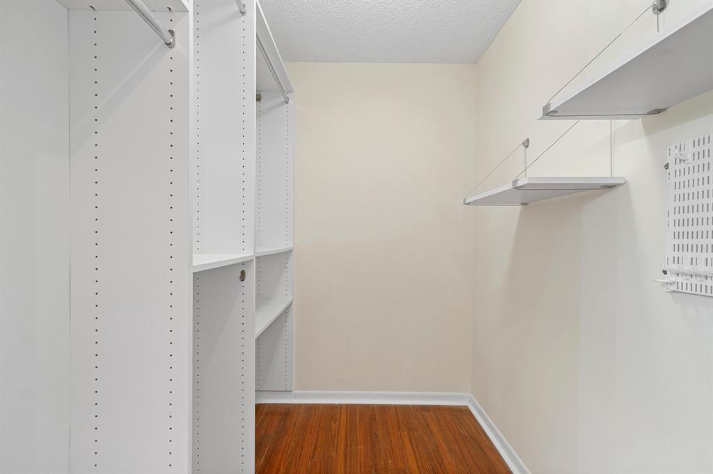 7742 Coral Lake Dr 1