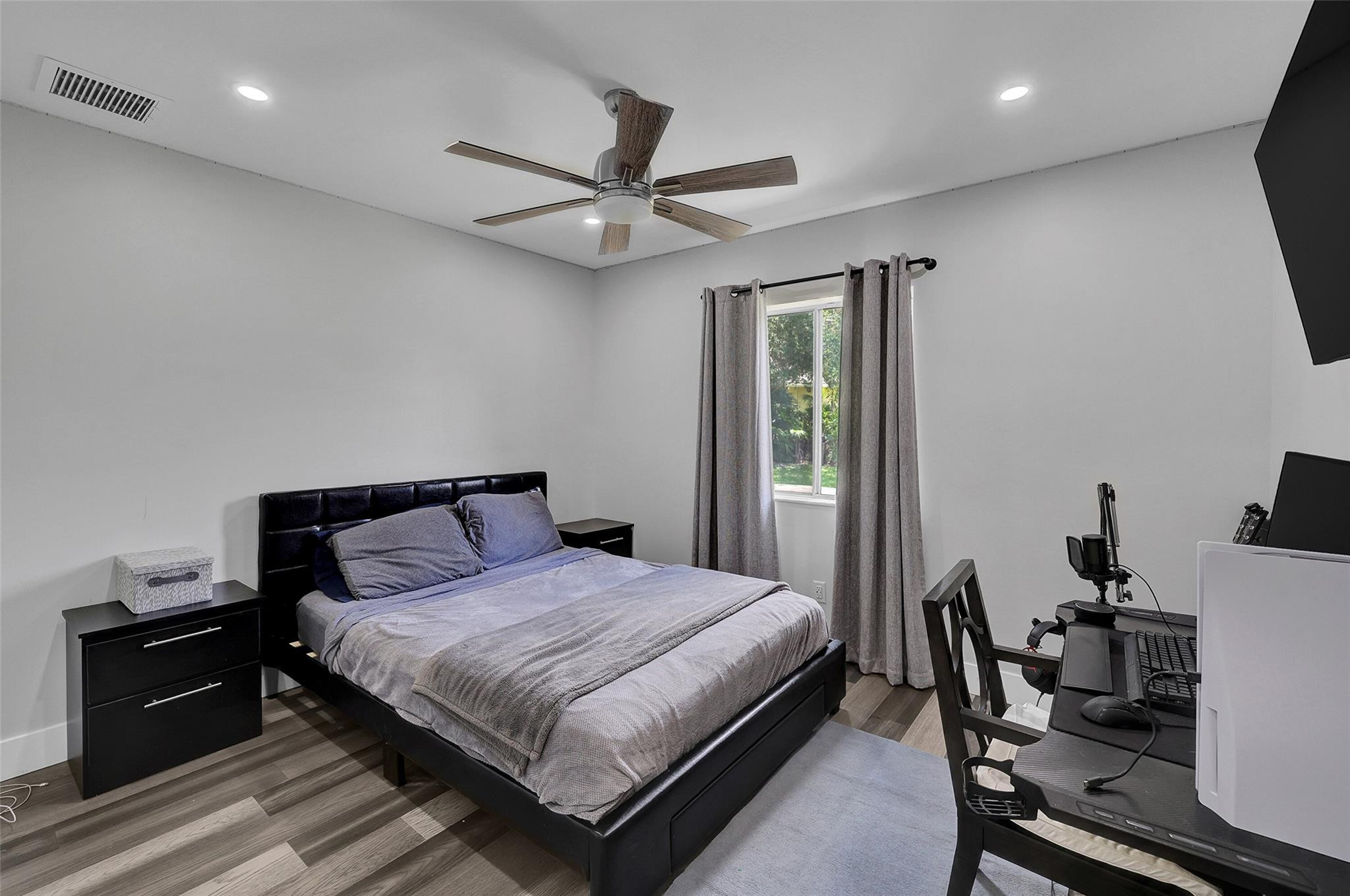 4995 NW 110th Ter