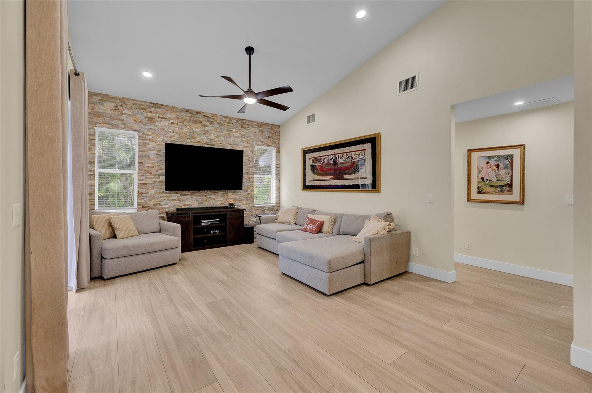 4995 NW 110th Ter