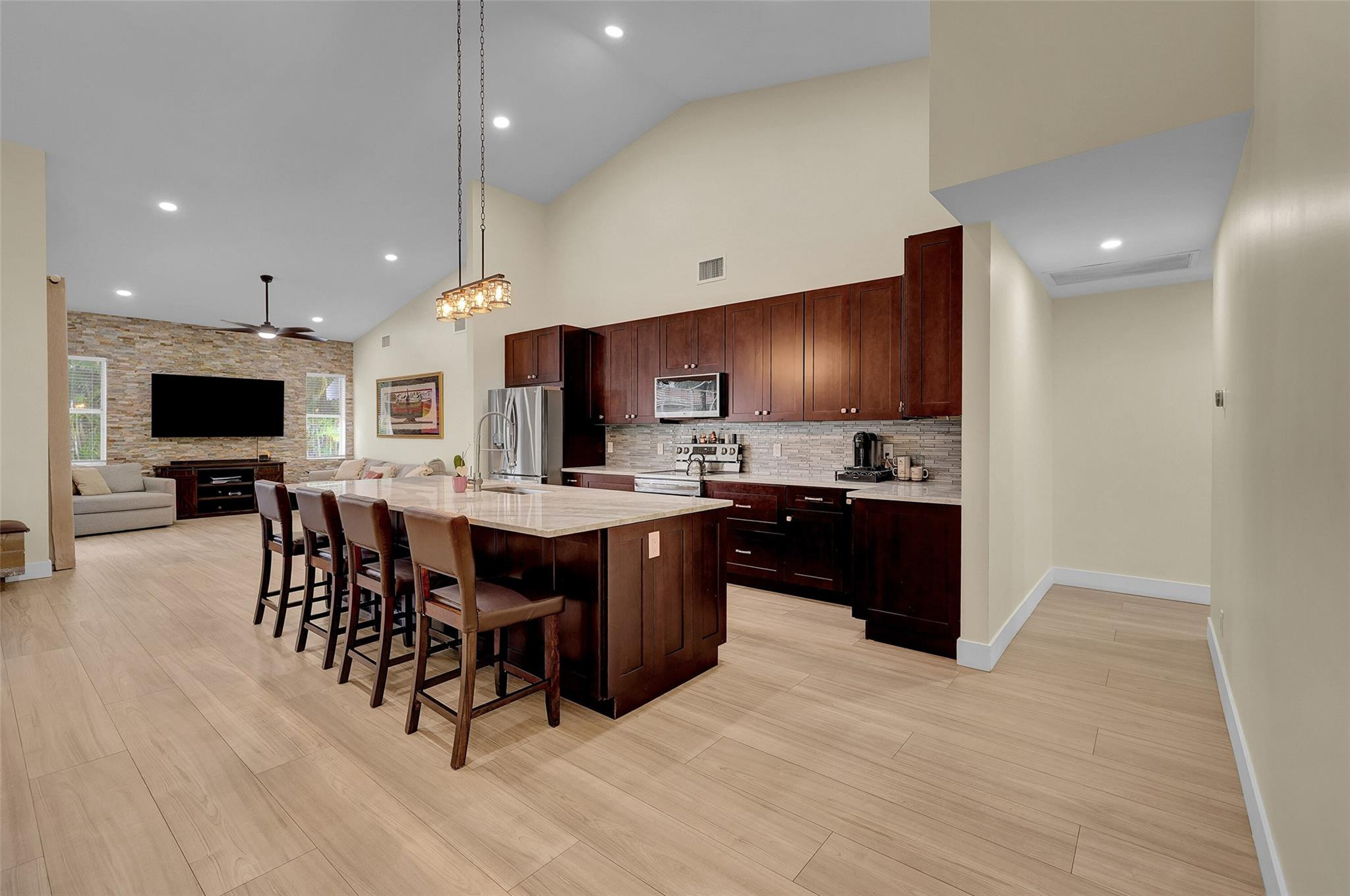 4995 NW 110th Ter