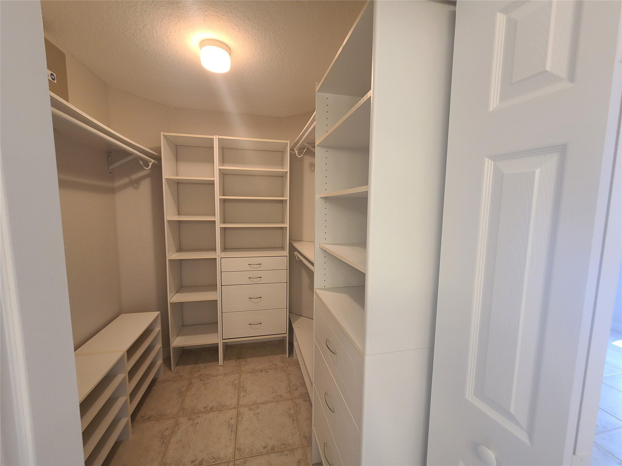 5692 NW 120th Ter