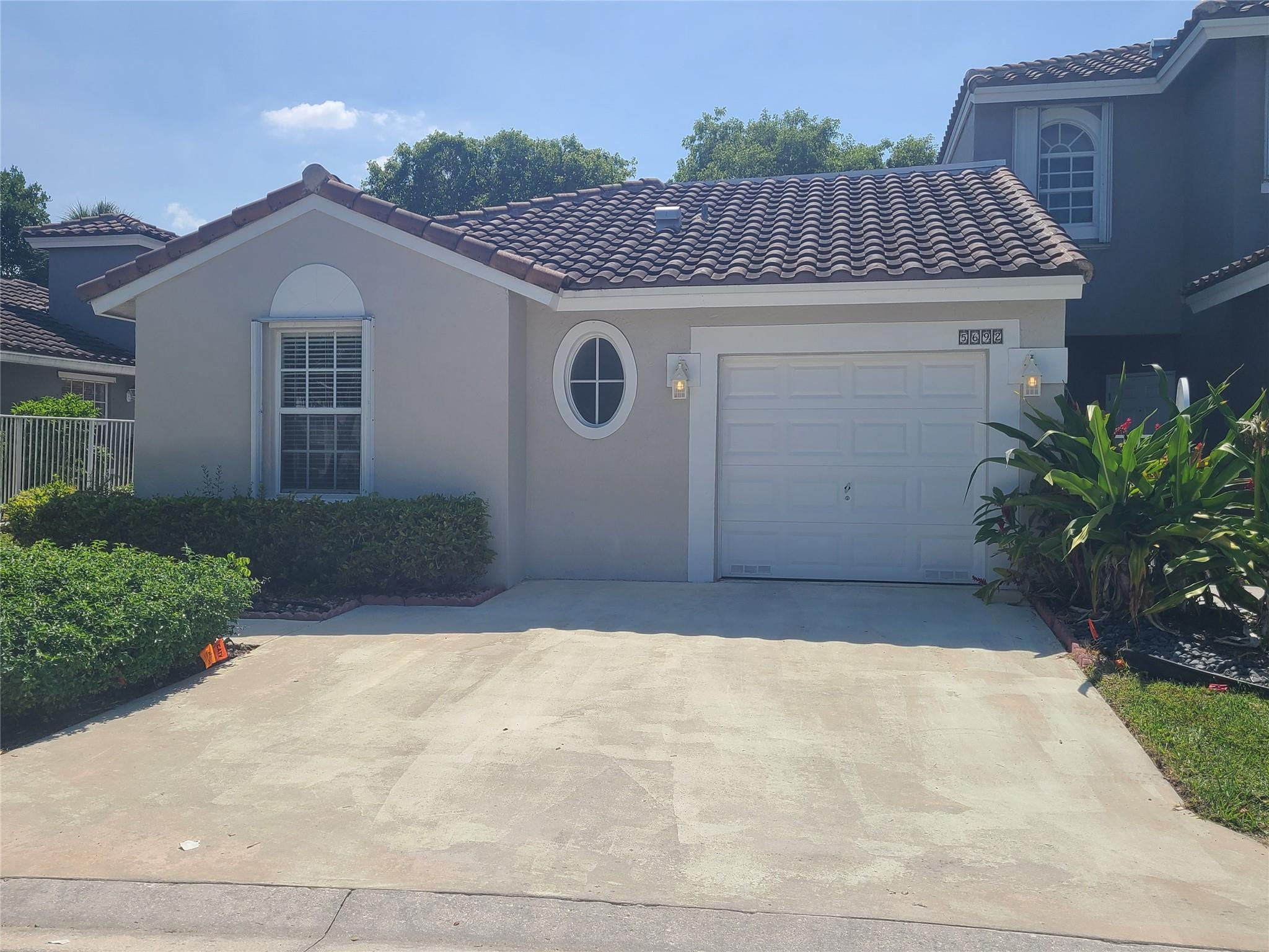 5692 NW 120th Ter