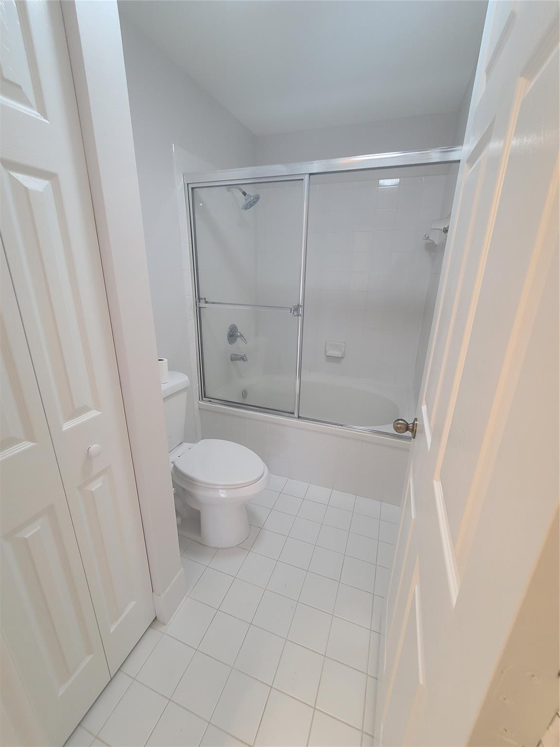 5692 NW 120th Ter