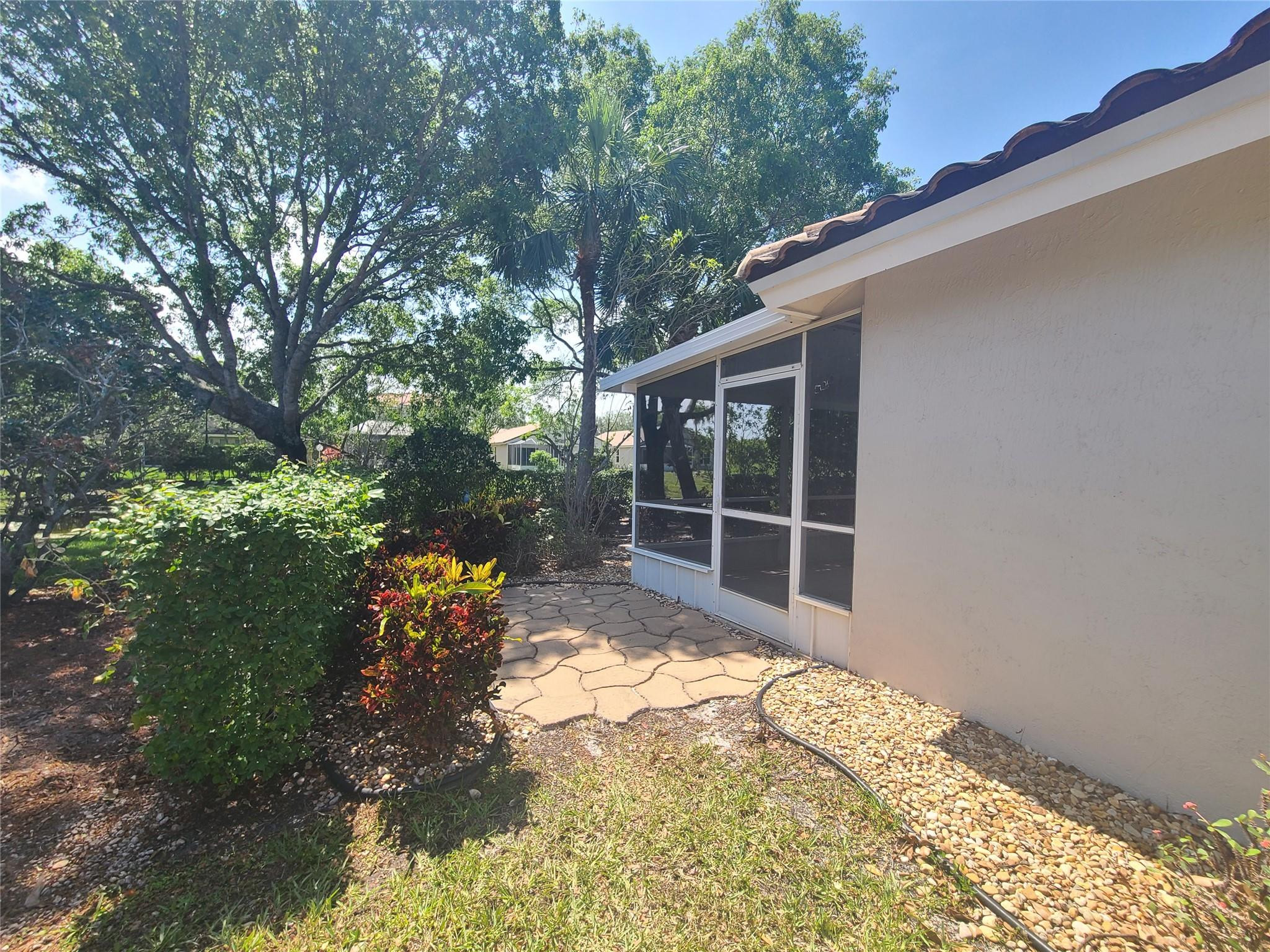 5692 NW 120th Ter