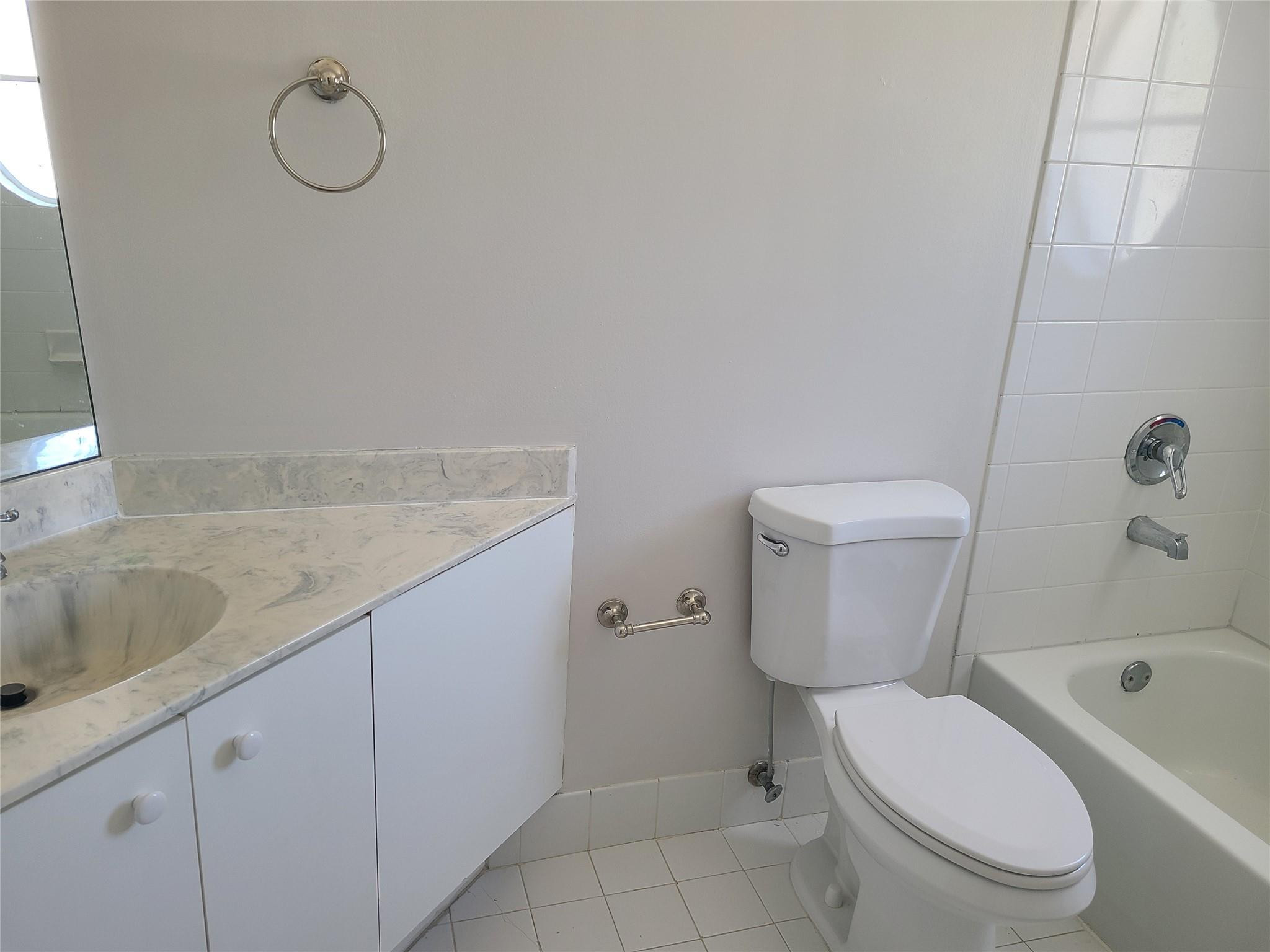 5692 NW 120th Ter
