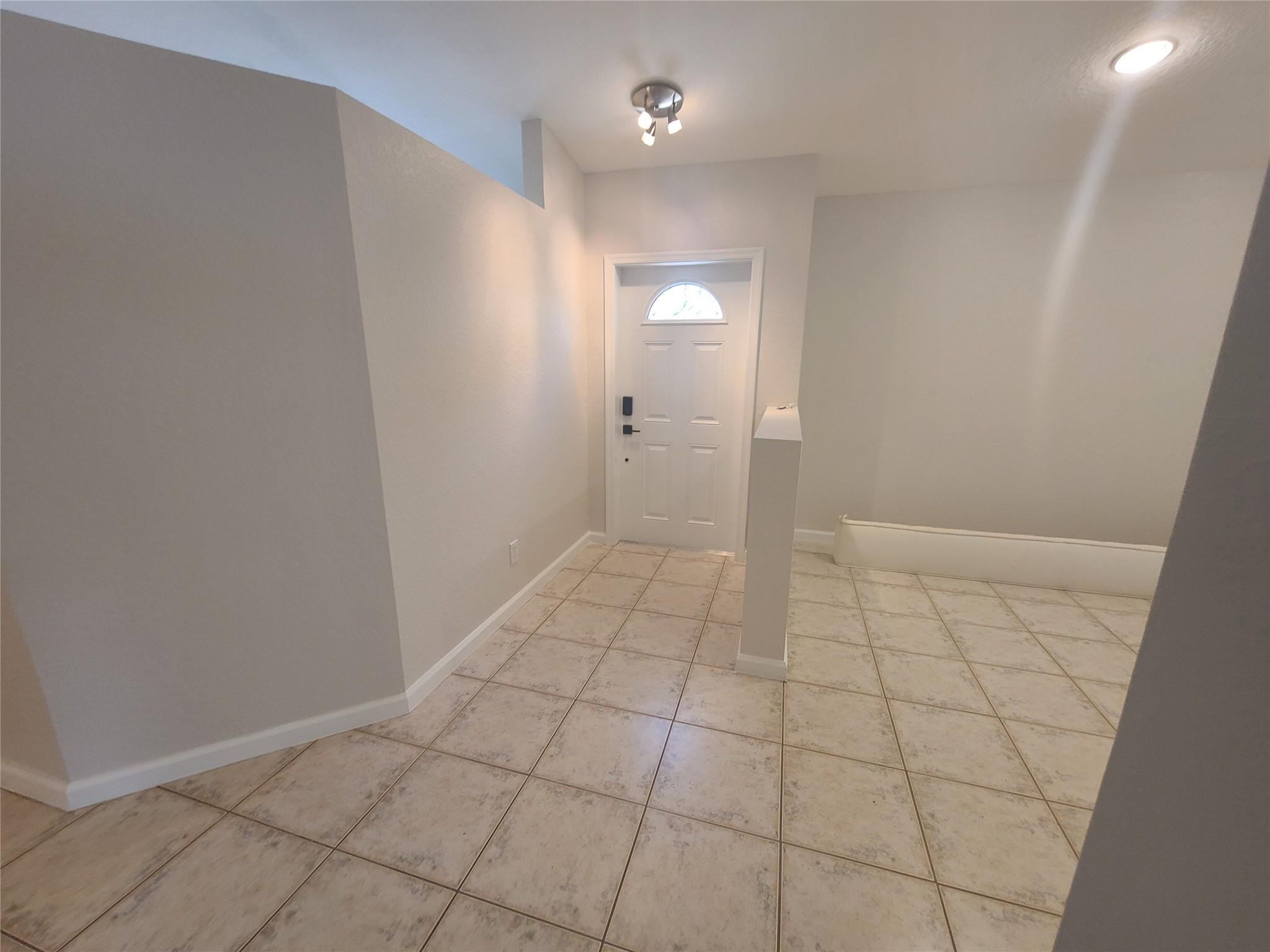 5692 NW 120th Ter