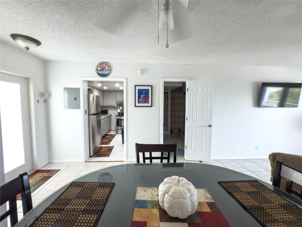 3201 NE 14th Street Cswy 505