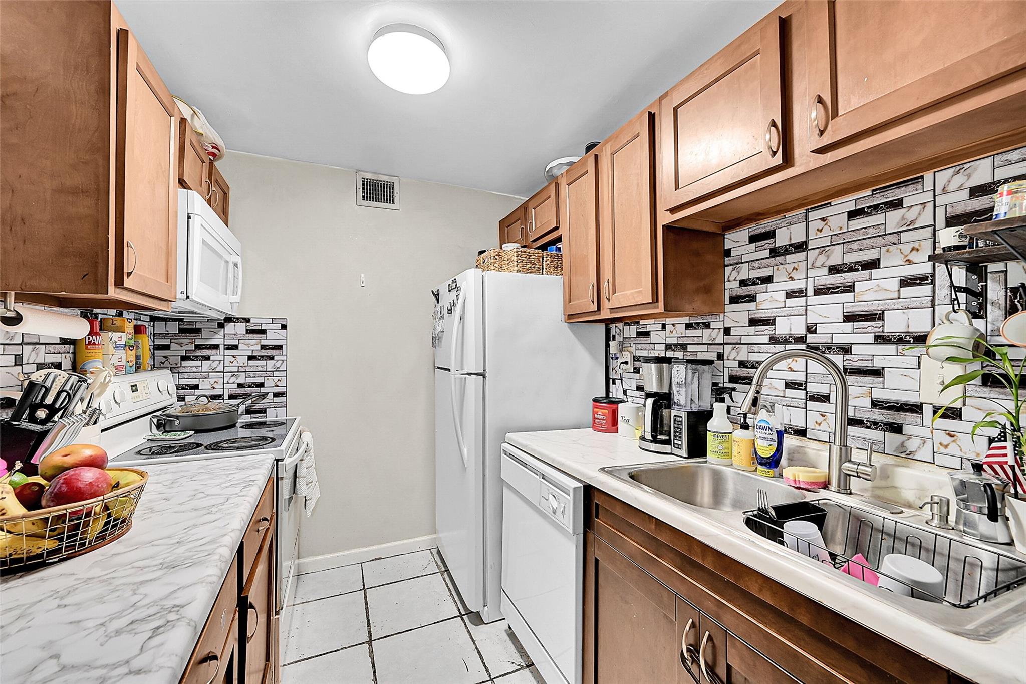 11607 NW 29th St 3B