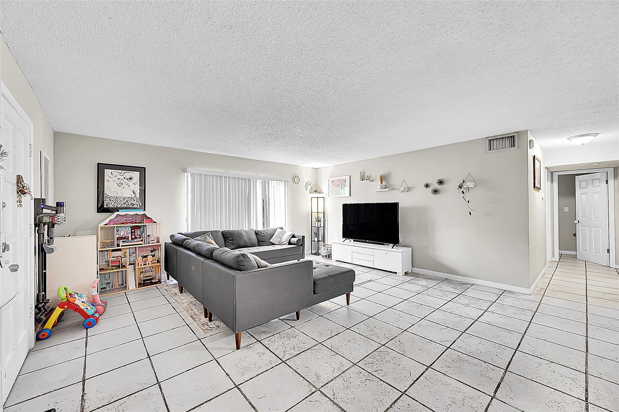11607 NW 29th St 3B