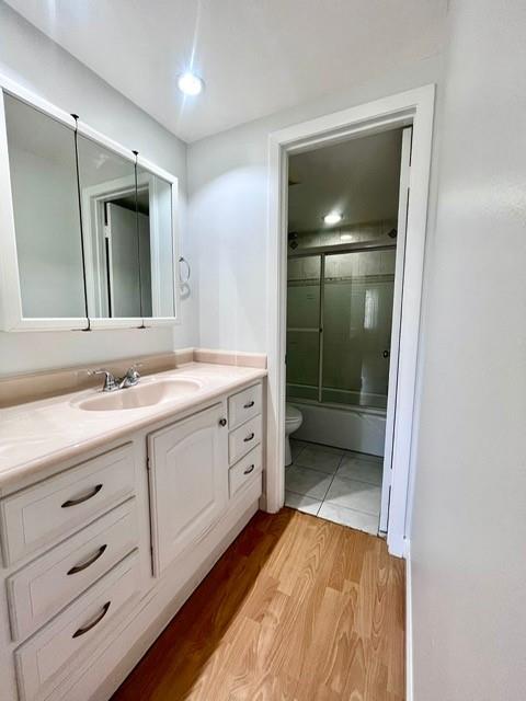 9355 SW 8th St 320