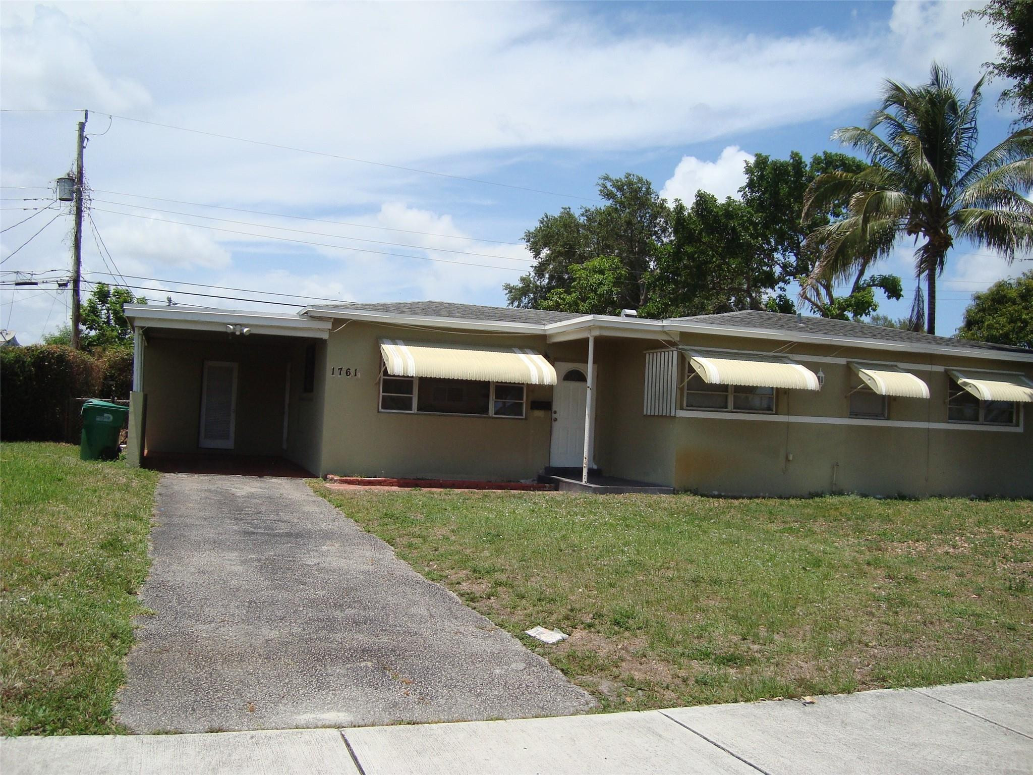 1761 NW 184th St