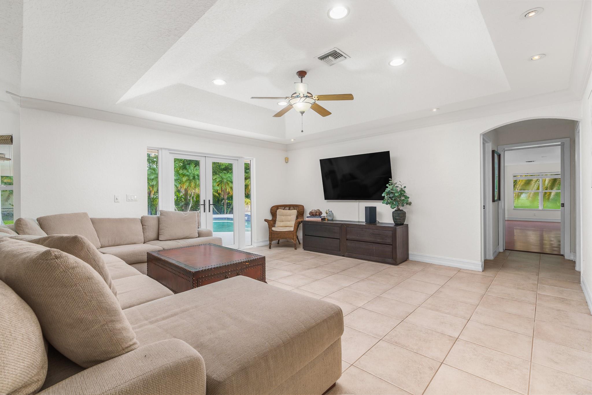 12590 SW 34th Pl