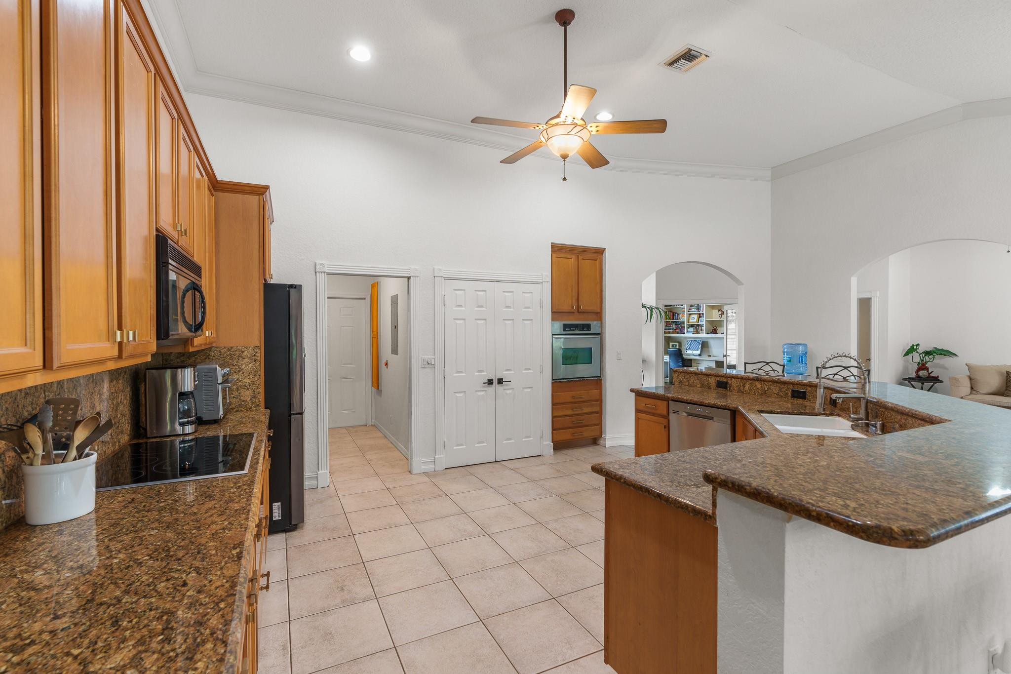 12590 SW 34th Pl