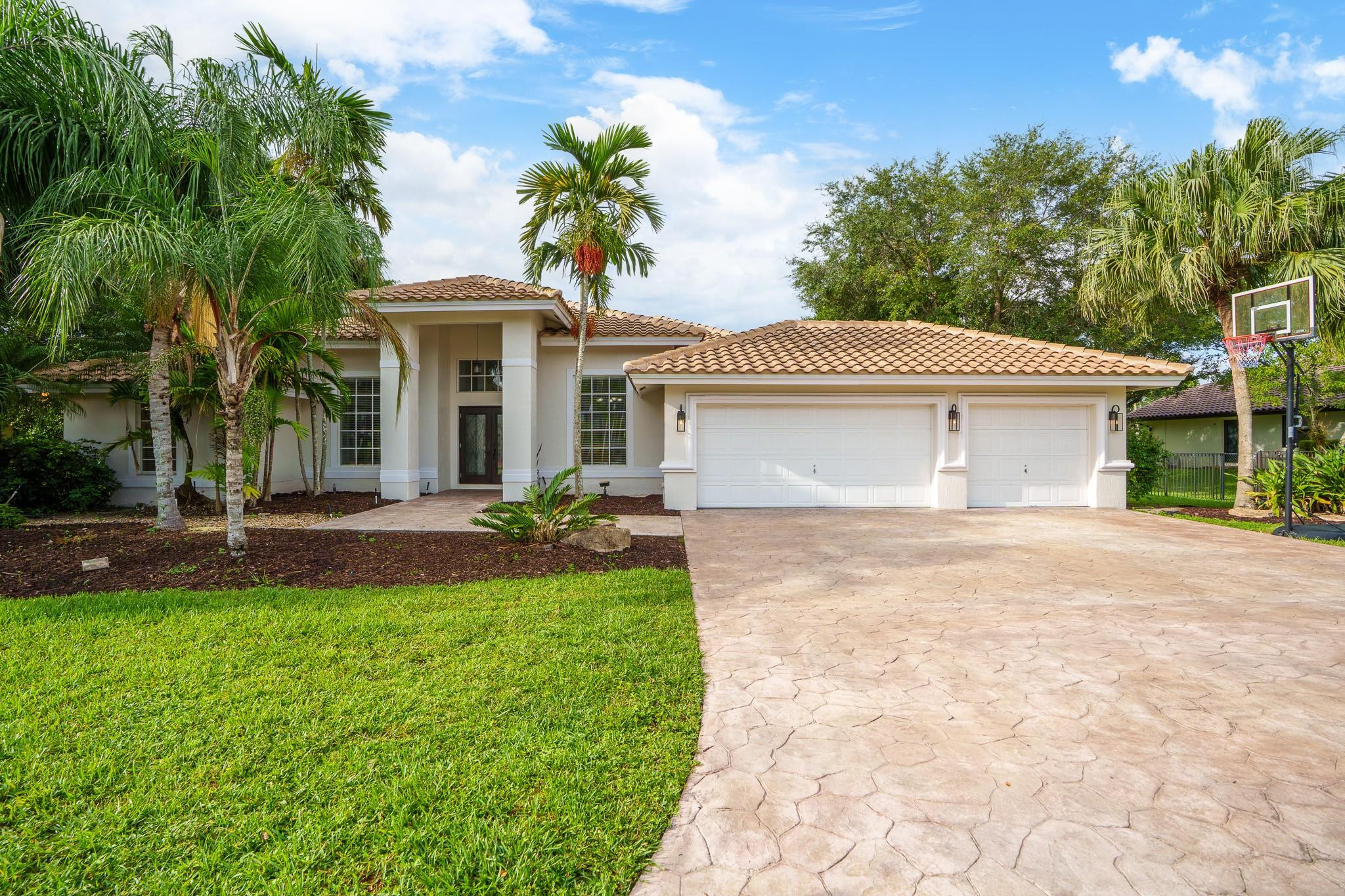 12590 SW 34th Pl