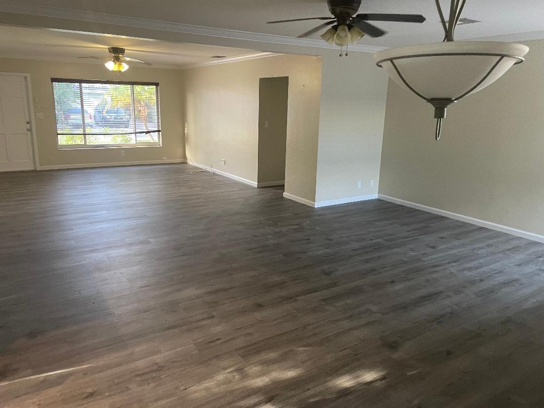1710 NE 8 ST 1