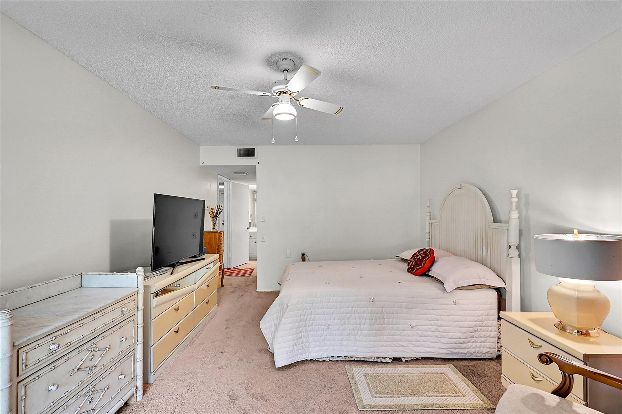 1204 Bahama Bnd D2