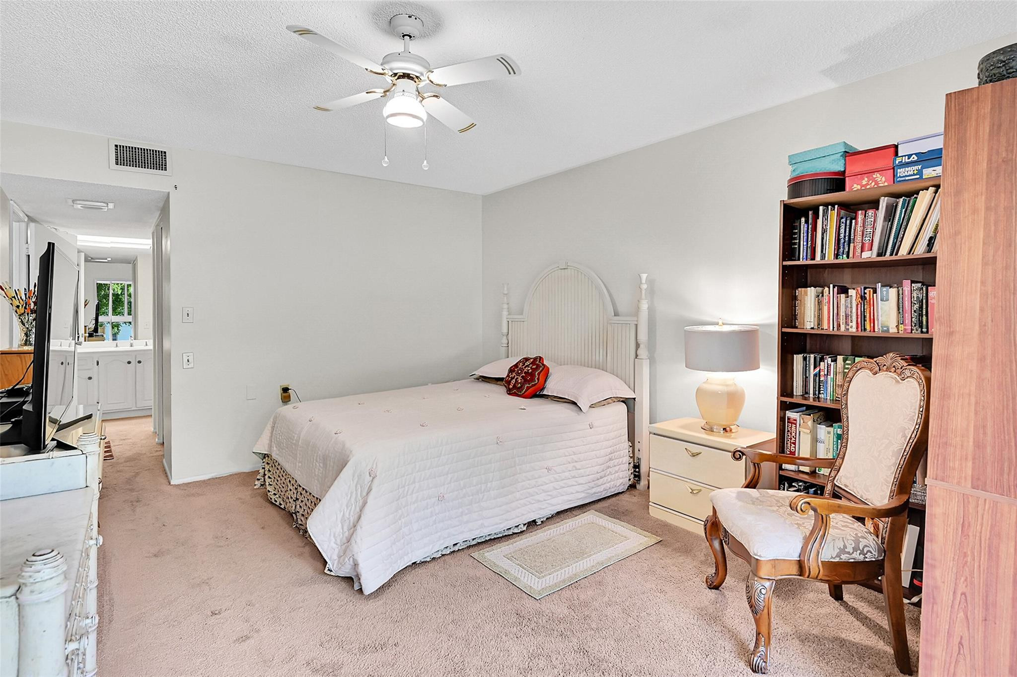 1204 Bahama Bnd D2