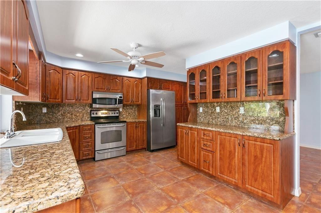 406 NW 101st Ter