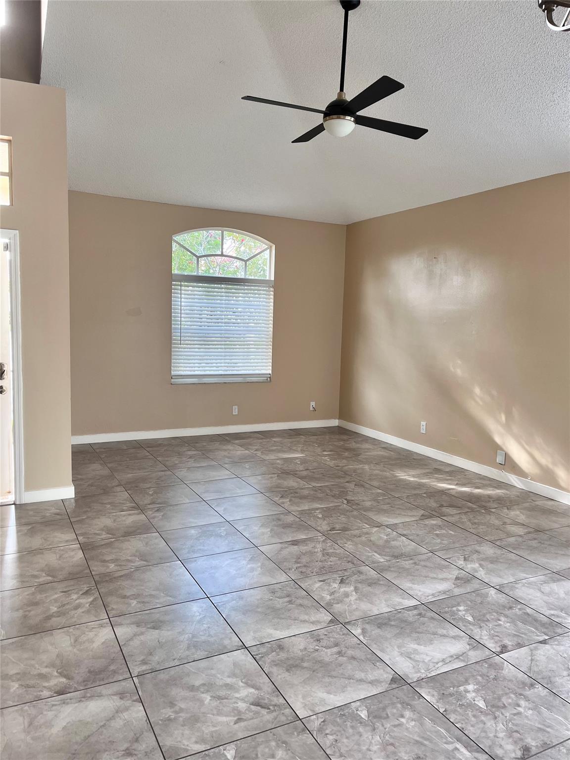 4573 NW 60th St
