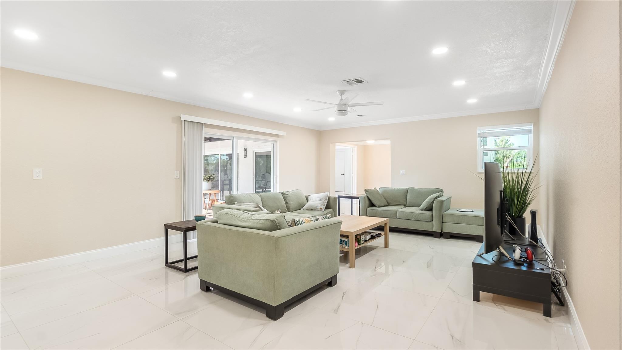 7601 NW 82nd Terrace