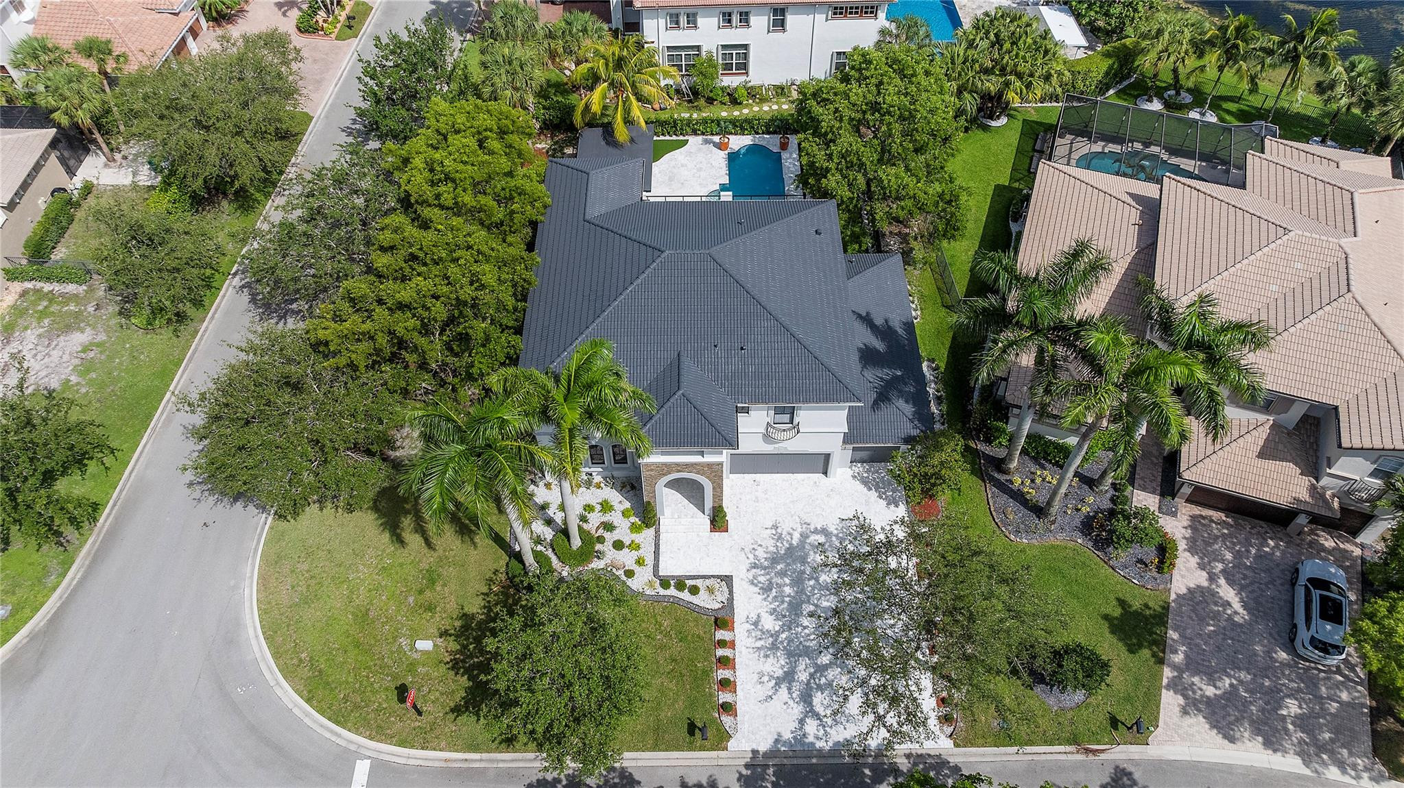 7582 NW 127th Manor