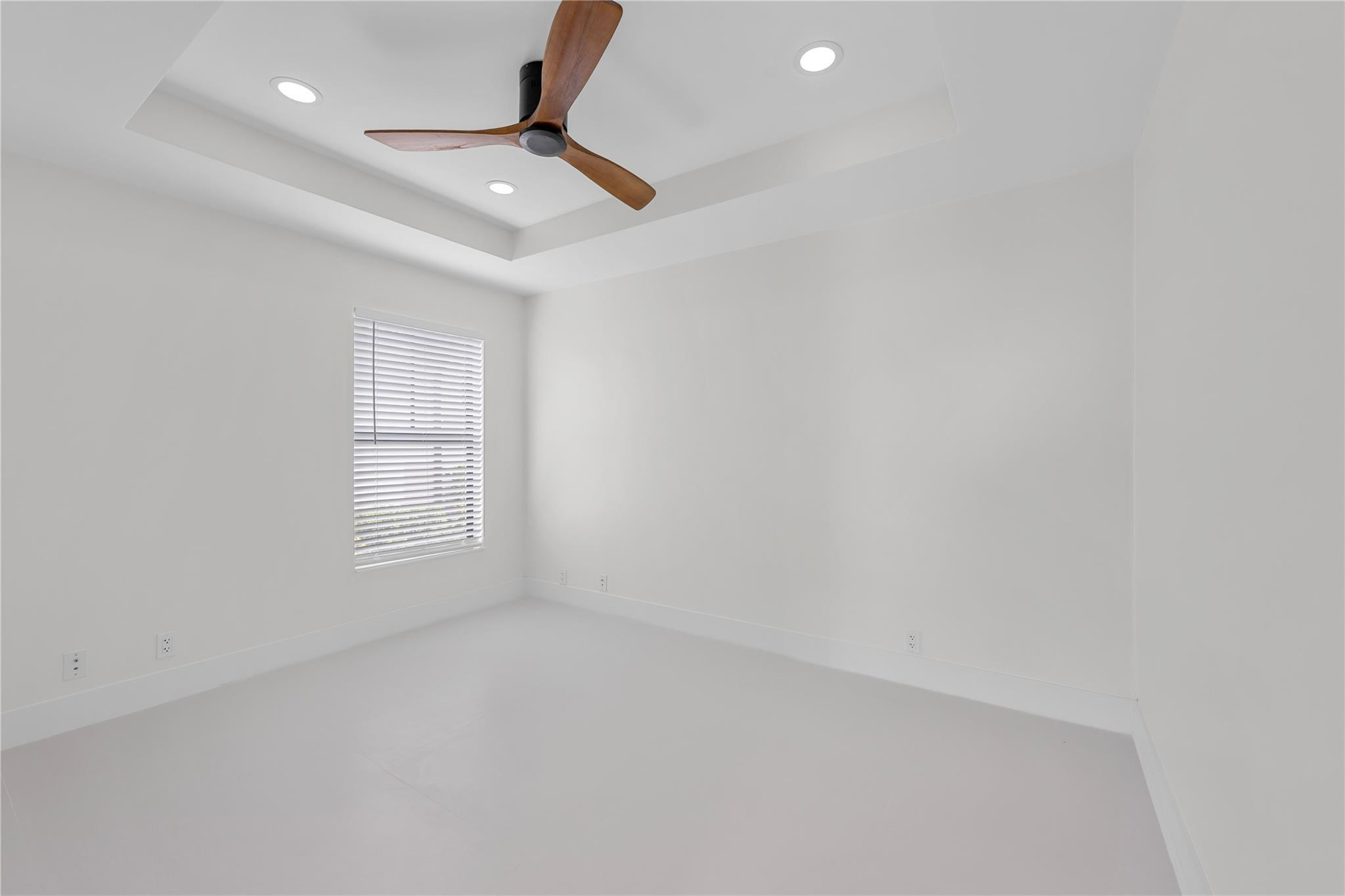 7582 NW 127th Manor